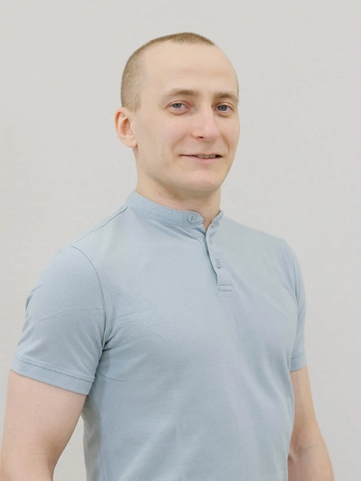 Антошенков Всеволод Григорьевич — Массажист, Инструктор по лечебной физкультуре (ЛФК), Специалист по физиотерапии, Клиника Листва