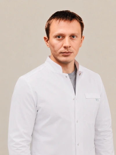 Караев Руслан Хасанович — Врач-эндоскопист, Клиника Листва