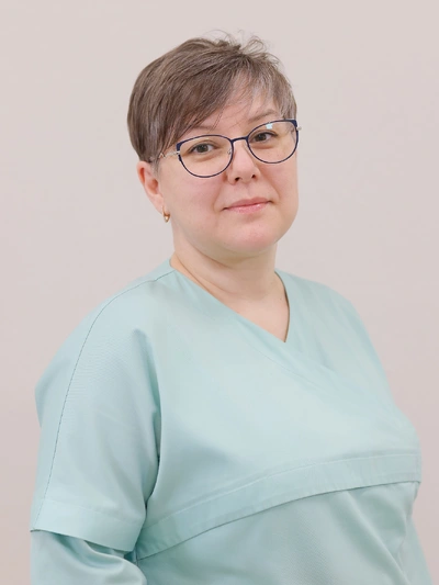 Бутрим Александра Юрьевна — Хирург-колопроктолог / Врач высшей категории, Клиника Листва