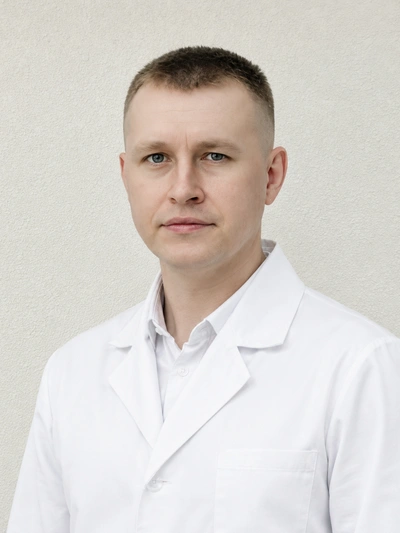 Краснов Иван Алексеевич — Травматолог-ортопед, Клиника Листва